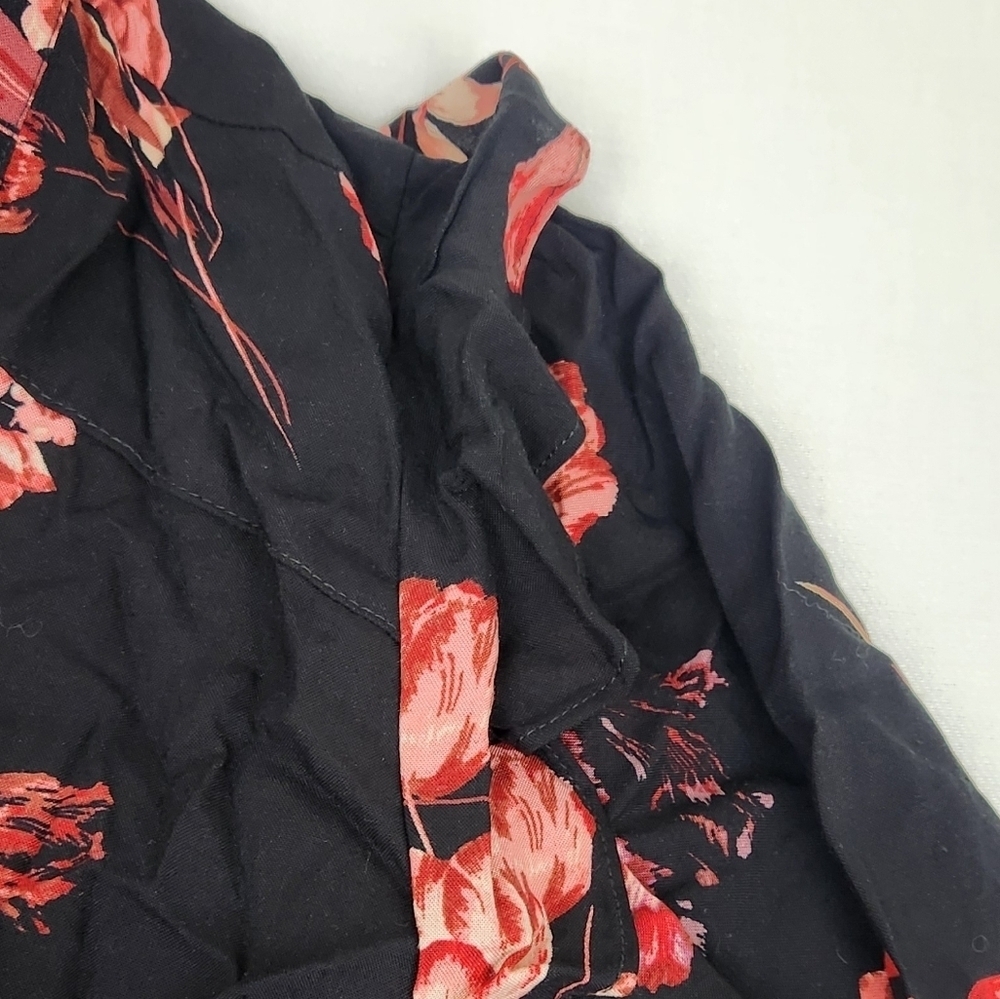 Torrid Black Challis Ruffle Trim Pullover Top/ Floral Print Flowy Blouse - Picture 6 of 10